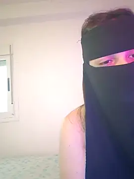 Snapshot of Lavanarabica chatting on November 14, 4:17 pm Lavanarabica online show from November 14, 4:17 pm