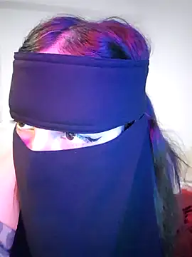 Snapshot of Lavanarabica chatting on November 21, 6:06 pm Lavanarabica online show from November 21, 6:06 pm