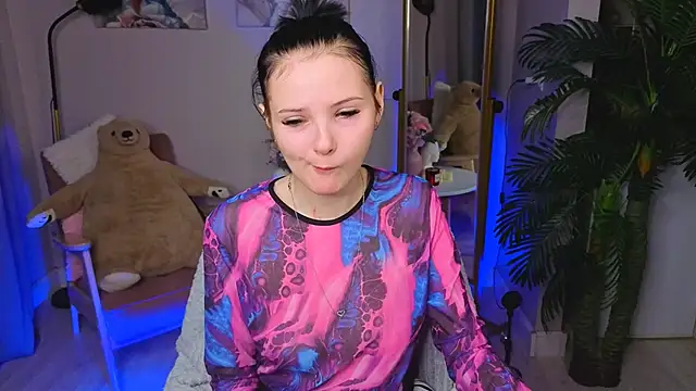 Leila xxBaby online show from November 7, 11:10 am