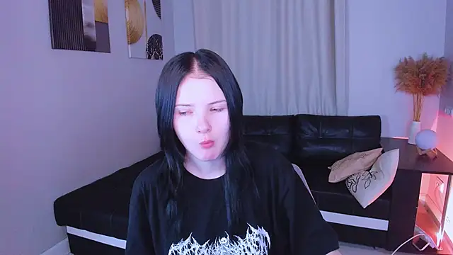 Leila xxBaby online show from November 28, 1:25 pm