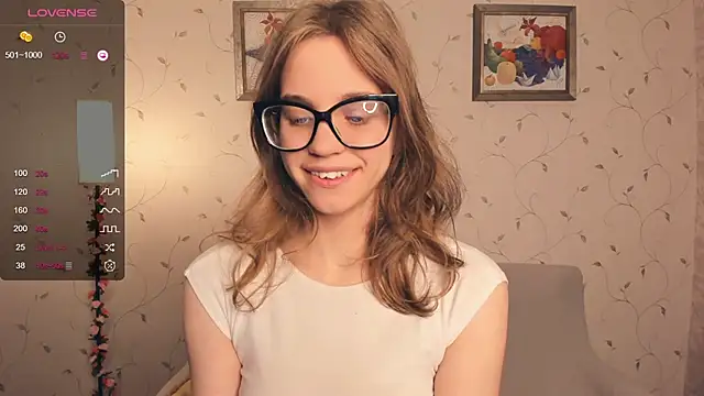 JoanBaggott online show from November 5, 8:20 pm