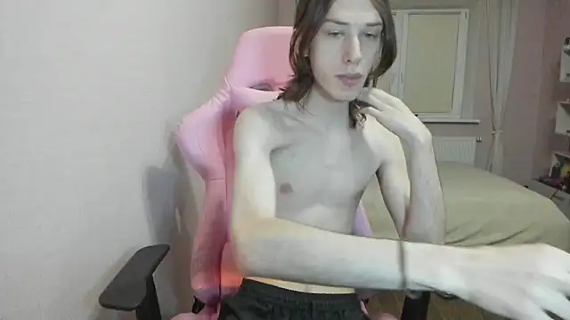 Snapshot of eleganc3 chatting on November 16, 8:14 pm eleganc3 online show from November 16, 8:14 pm