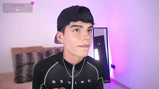 Dulcey  online show from November 2, 10:45 pm