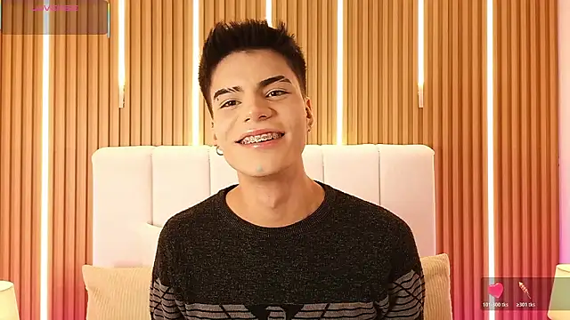 Dulcey  online show from March 28, 4:01 am