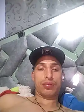 Dani22cmhot online show from December 4, 3:16 am