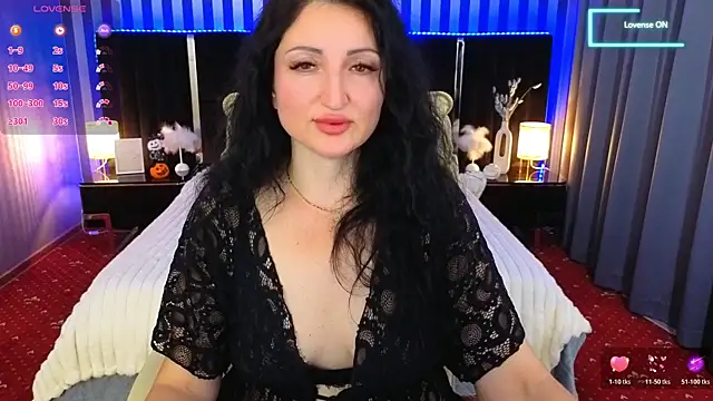 MissRossi online show from November 4, 8:08 pm