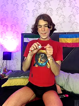 danny rios20 online show from October 18, 1:45 pm