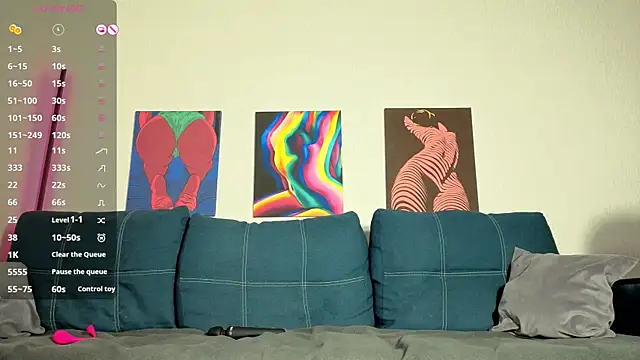 TrixiBell online show from April 8, 4:01 am