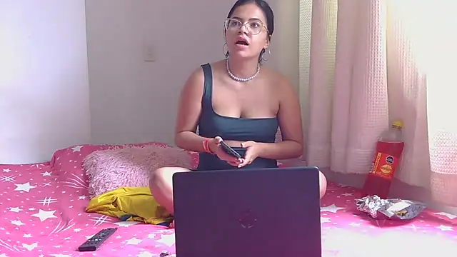 kattaleya 21 online show from September 28, 3:50 pm
