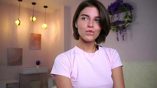 EleneButton online show from October 28, 1:09 am