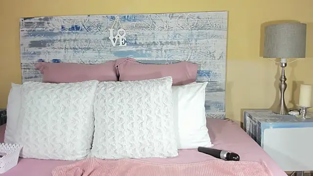 Jess555 online show from October 10, 1:32 pm