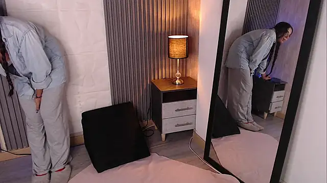 Bonnali lune online show from October 29, 10:22 pm