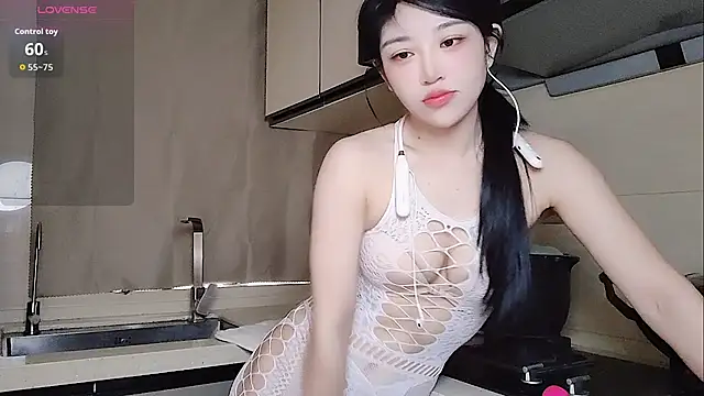 Coco--01 online show from November 5, 12:32 am