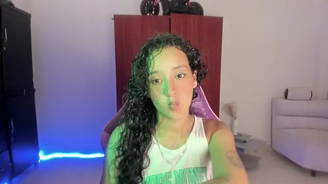 mavictoria online show from September 22, 4:53 pm