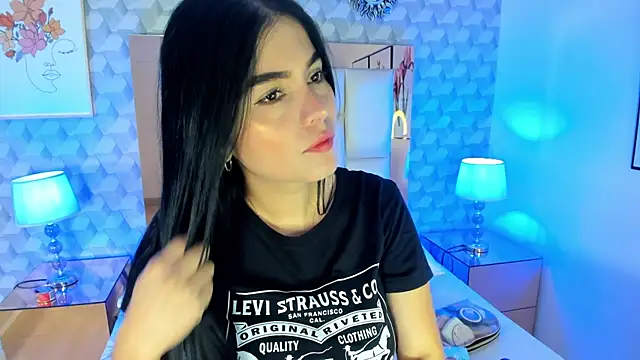 Sasha  sims   online show from October 22, 12:38 pm