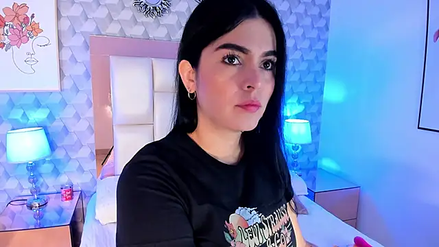 Sasha  sims   online show from November 25, 11:32 am