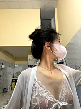 Snapshot of Miinami chatting on September 18, 1:02 pm Miinami online show from September 18, 1:02 pm