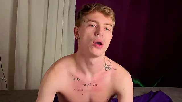 callmealexthx online show from October 17, 9:17 pm