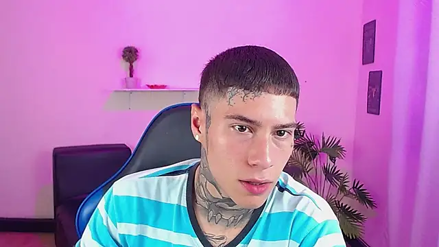 setthomas online show from February 12, 9:43 pm