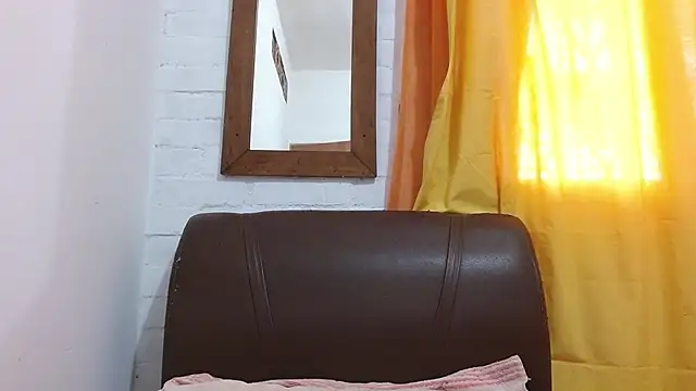setthomas online show from July 11, 8:33 pm
