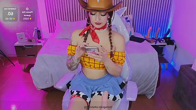  aitana 001 online show from October 31, 6:31 pm