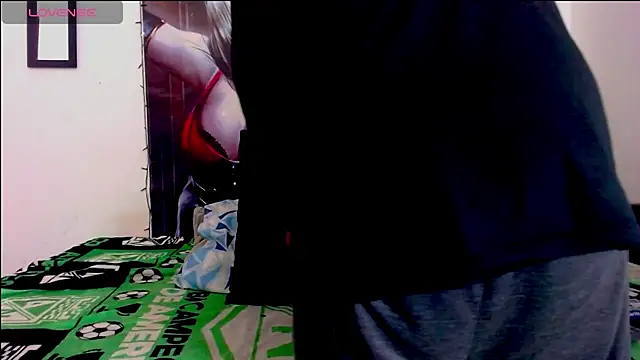 Snapshot of smith_hot29 chatting on February 20, 4:20 am smith hot29 online show from February 20, 4:20 am