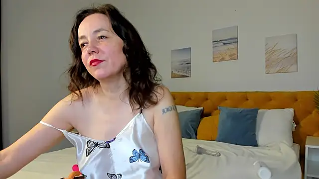 Kira Adler online show from October 14, 1:17 am