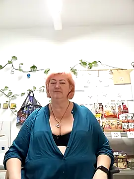 Snapshot of TerezaVelvet chatting on September 9, 5:29 am TerezaVelvet online show from September 9, 5:29 am