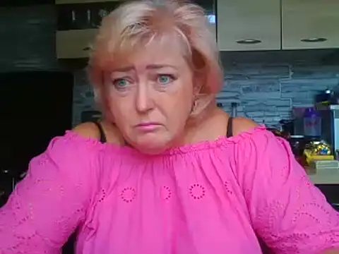 Snapshot of TerezaVelvet chatting on September 27, 8:30 am TerezaVelvet online show from September 27, 8:30 am