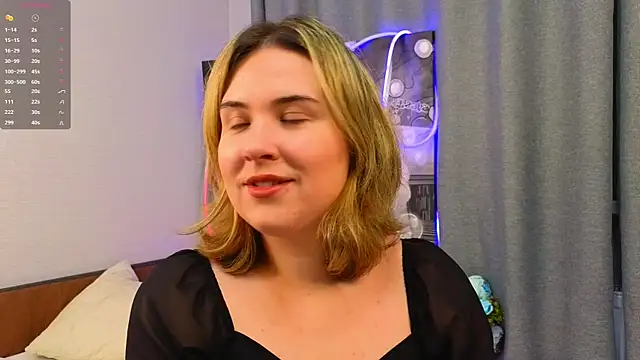 ElizabethDixon online show from September 27, 8:03 pm