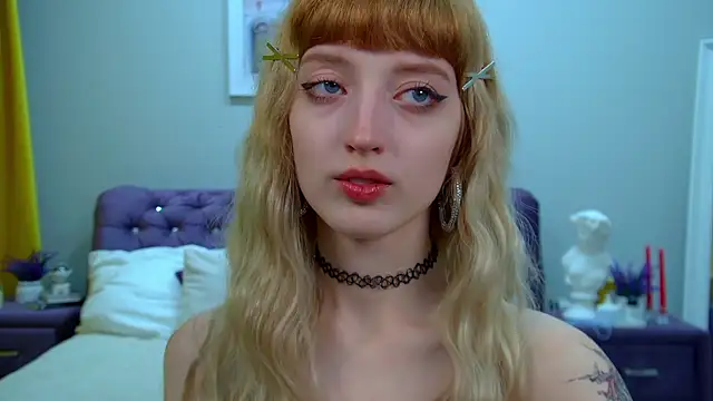 MistyMarlo online show from April 2, 6:22 am