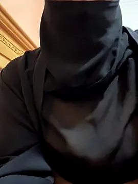  Laiali  online show from October 18, 12:06 pm