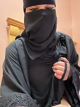  Laiali  online show from April 10, 1:11 am