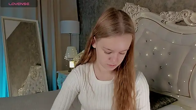 Lucy Shaw online show from October 8, 6:22 am