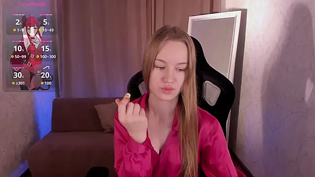 Lucy Shaw online show from November 8, 7:19 am