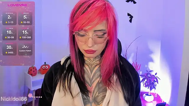Nickidoll66- online show from October 7, 6:21 am