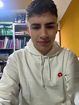 Snapshot of AdrianRinaldi chatting on May 12, 1:30 pm AdrianRinaldi online show from May 12, 1:30 pm