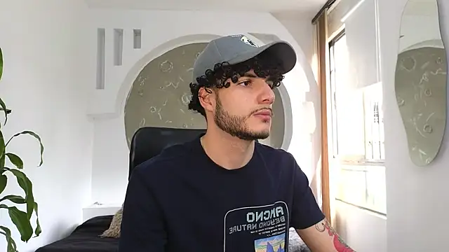 Rafael Mendezz online show from October 9, 8:40 pm