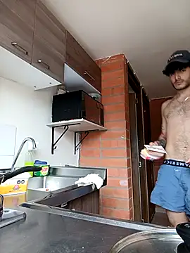 Snapshot of Rafael_Mendezz chatting on February 8, 2:53 pm Rafael Mendezz online show from February 8, 2:53 pm