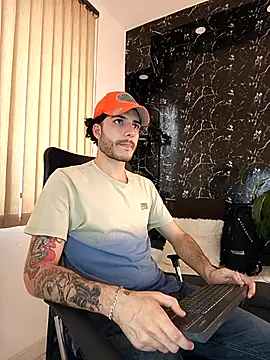 Snapshot of Rafael_Mendezz chatting on February 11, 8:47 pm Rafael Mendezz online show from February 11, 8:47 pm