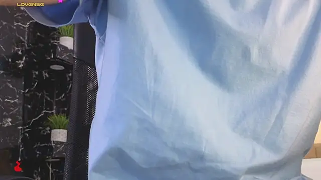 Snapshot of Rafael_Mendezz chatting on March 8, 9:18 pm Rafael Mendezz online show from March 8, 9:18 pm