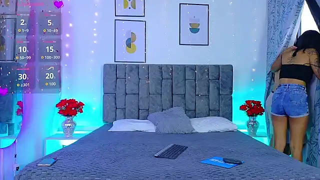 Soffia Konig  online show from March 30, 12:17 pm