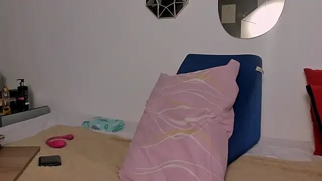 Busty Bellaa online show from October 6, 11:29 am