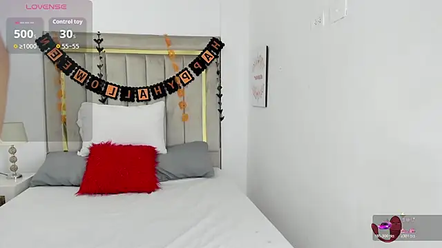 Snapshot of lapiz_lazuli12 chatting on November 1, 3:52 am lapiz lazuli12 online show from November 1, 3:52 am