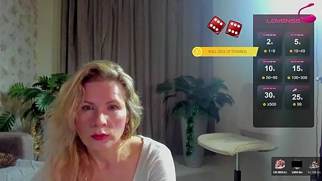 Julia Giulia online show from March 9, 8:46 pm