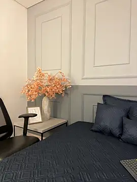 AnnyVega  online show from October 9, 9:35 pm