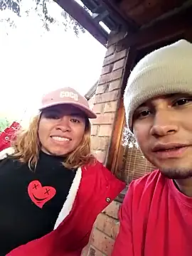 hot lady19 online show from December 19, 9:22 pm