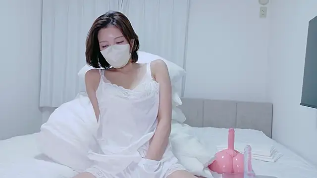 Snapshot of riko_oxo chatting on July 27, 10:44 am riko oxo online show from July 27, 10:44 am