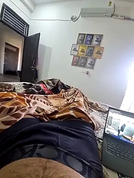 Snapshot of YoursThickDick chatting on October 11, 4:44 am YoursThickDick online show from October 11, 4:44 am