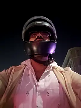 Snapshot of YoursThickDick chatting on November 19, 4:07 pm YoursThickDick online show from November 19, 4:07 pm